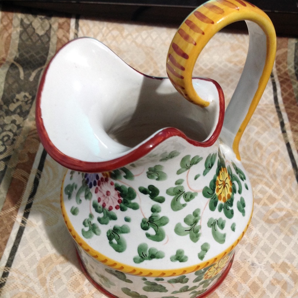 Volpi Deruta small creamer